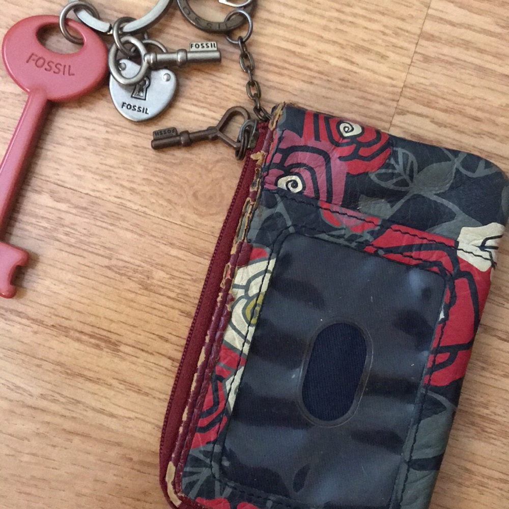 Fossil Wallet with Keychain